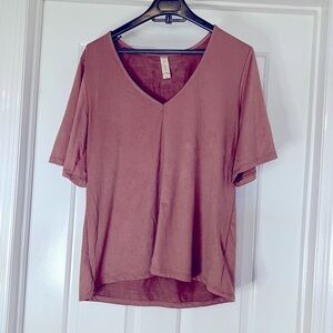 Altar’d State Rose Pink Faux Suede V-neck Top Size Small